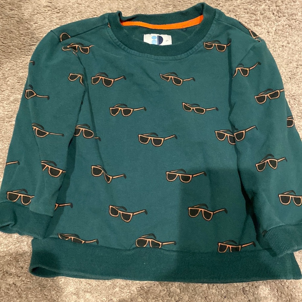 Sunglasses sweater